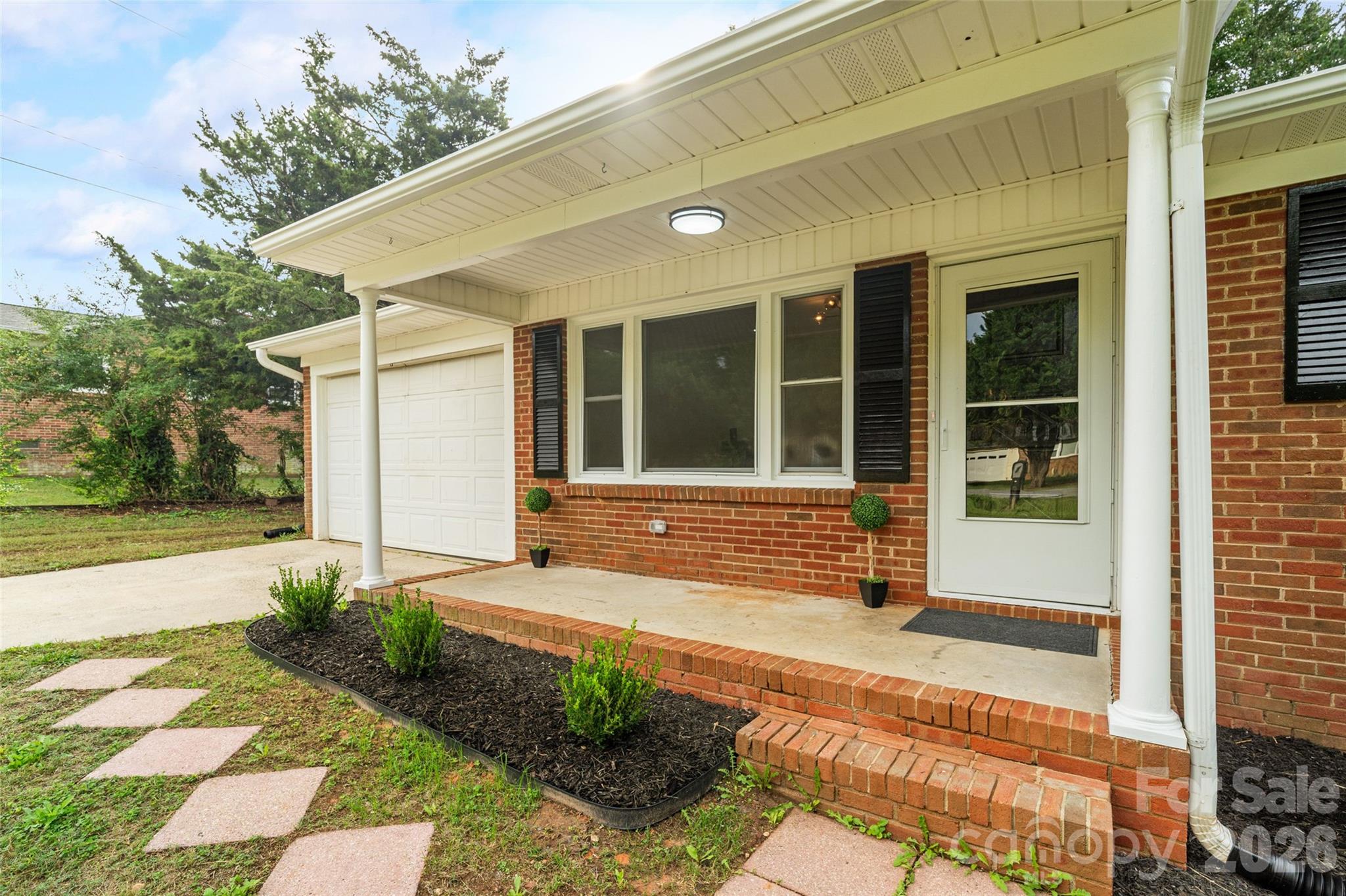 109 Alexis Forest Drive