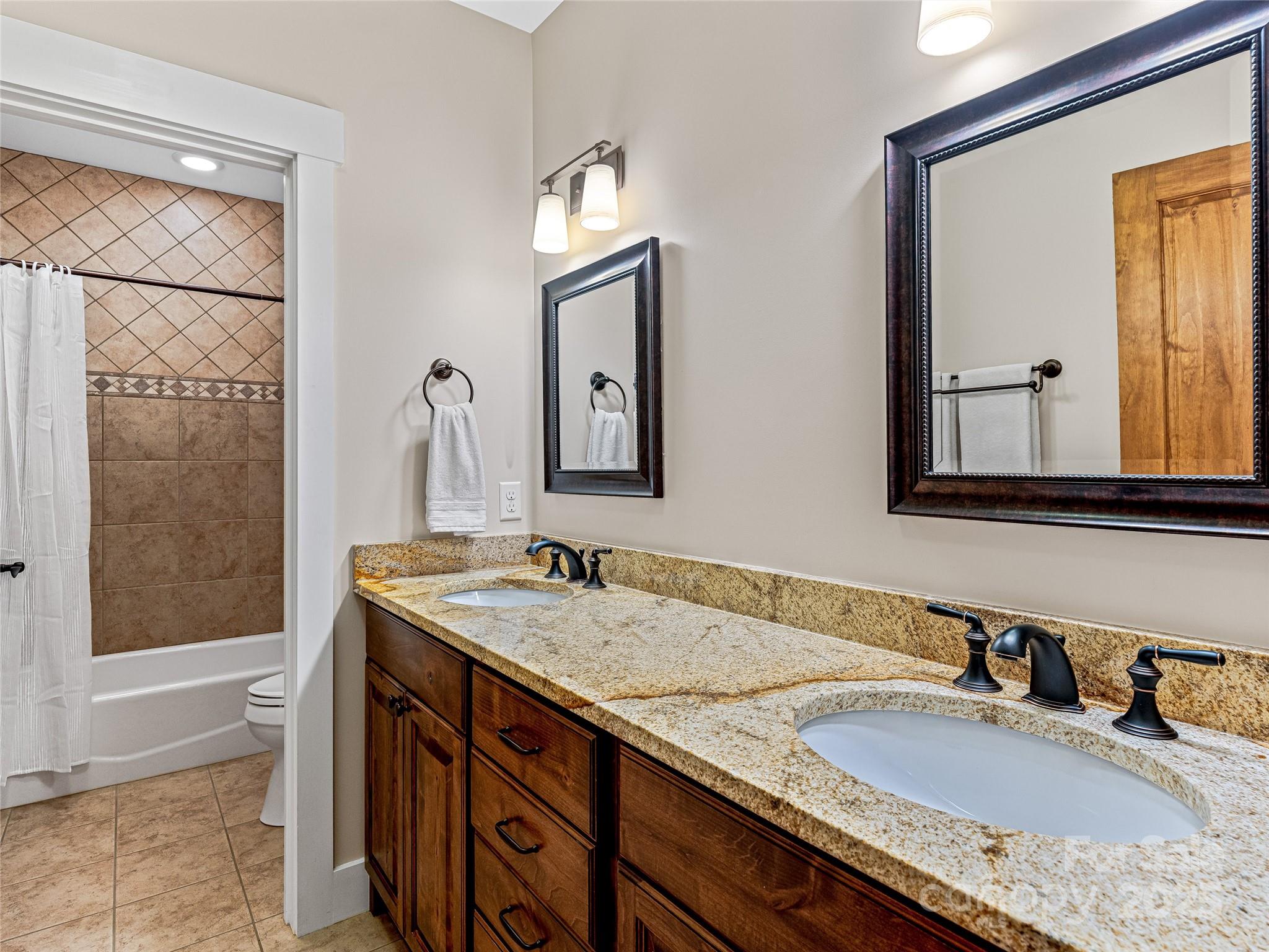 Town Mountain Preserve - Residential