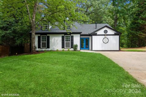 A home in Pineville