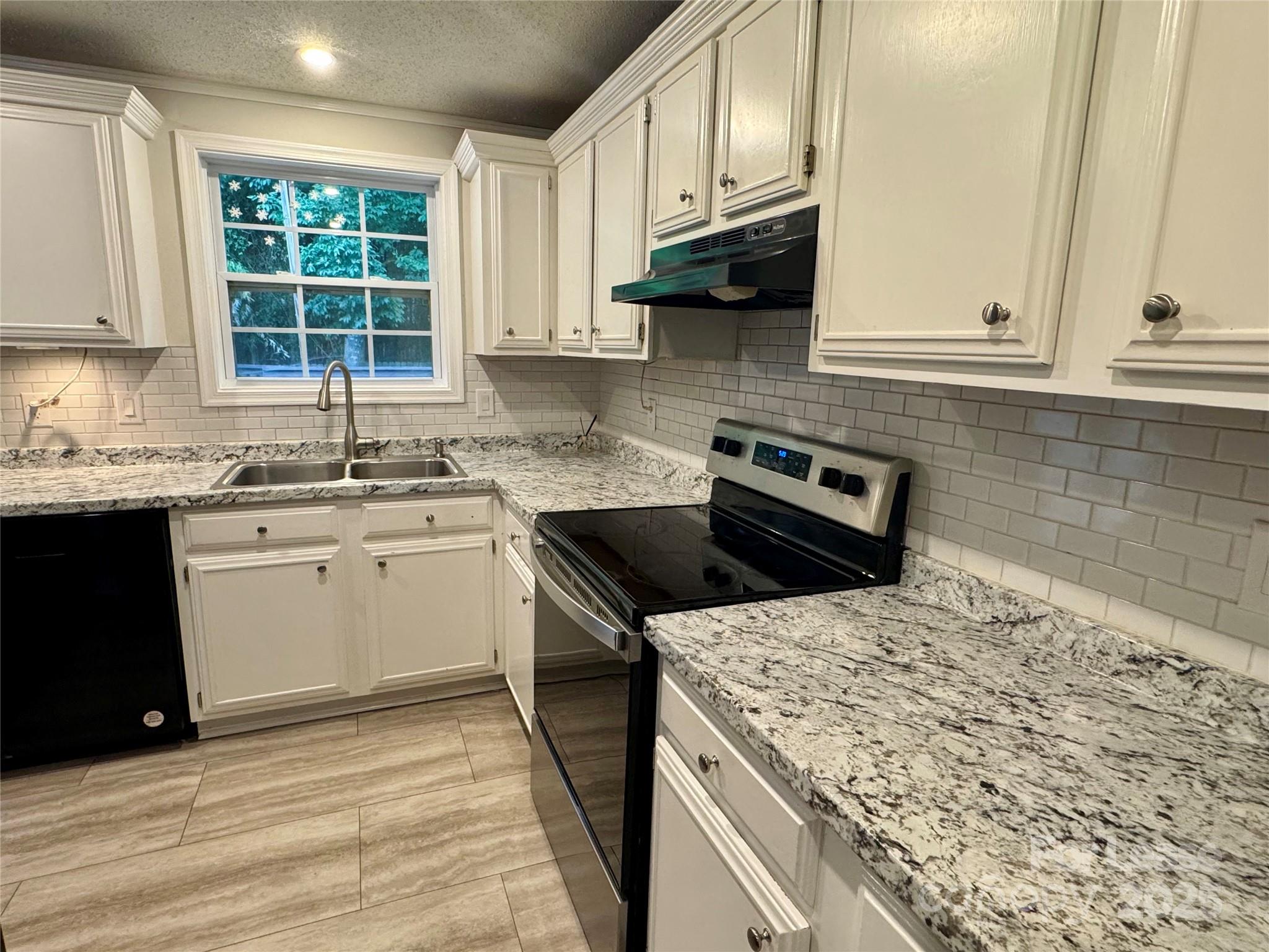 Waverly Hall - Residential Lease