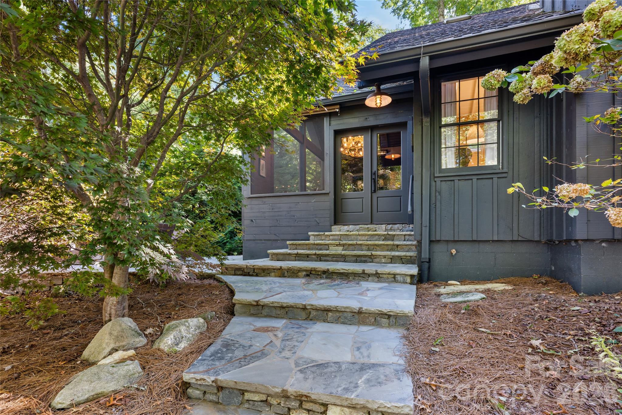 17 Club Cottages Way 41
