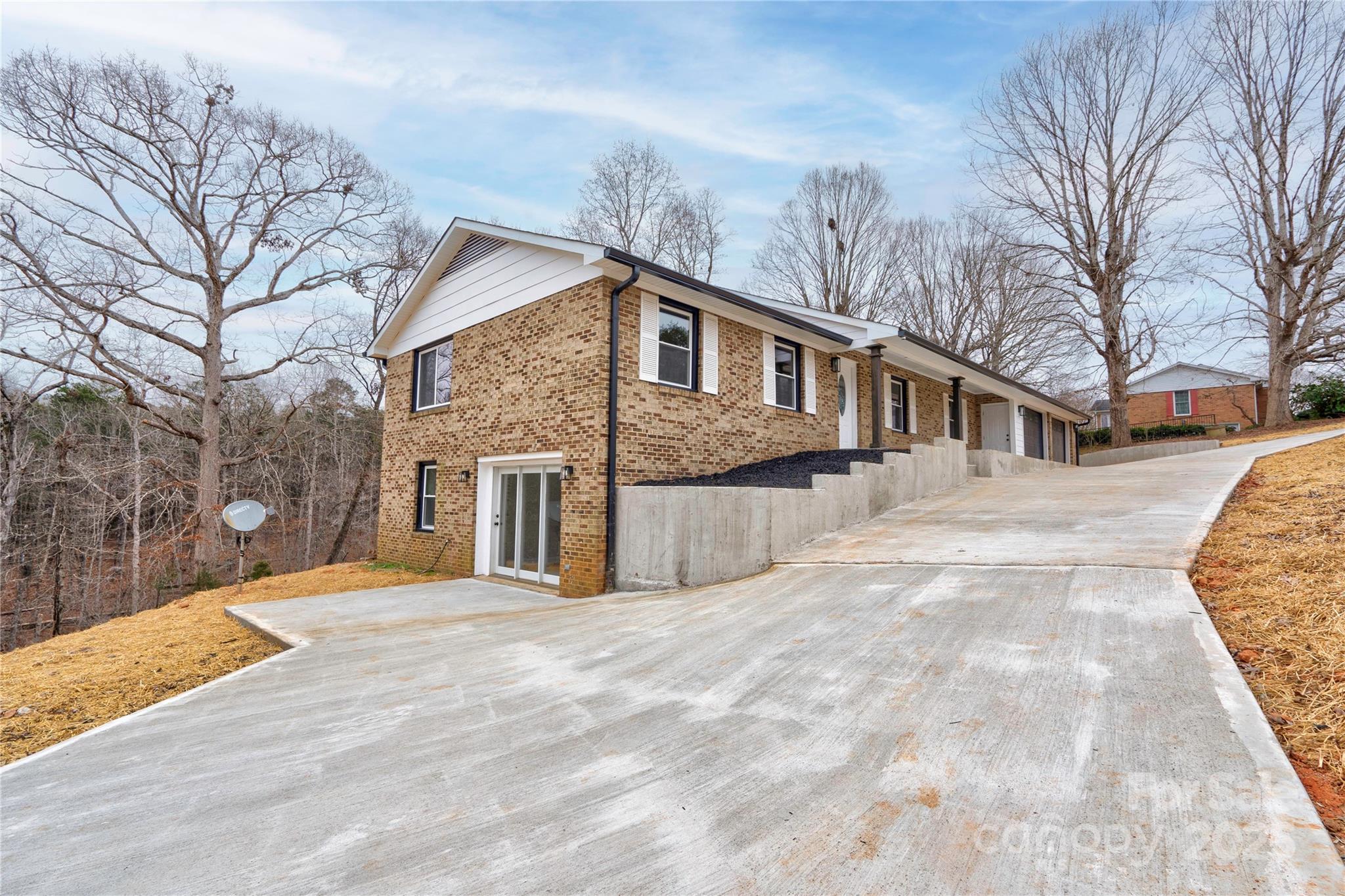 238 Lincoln Drive