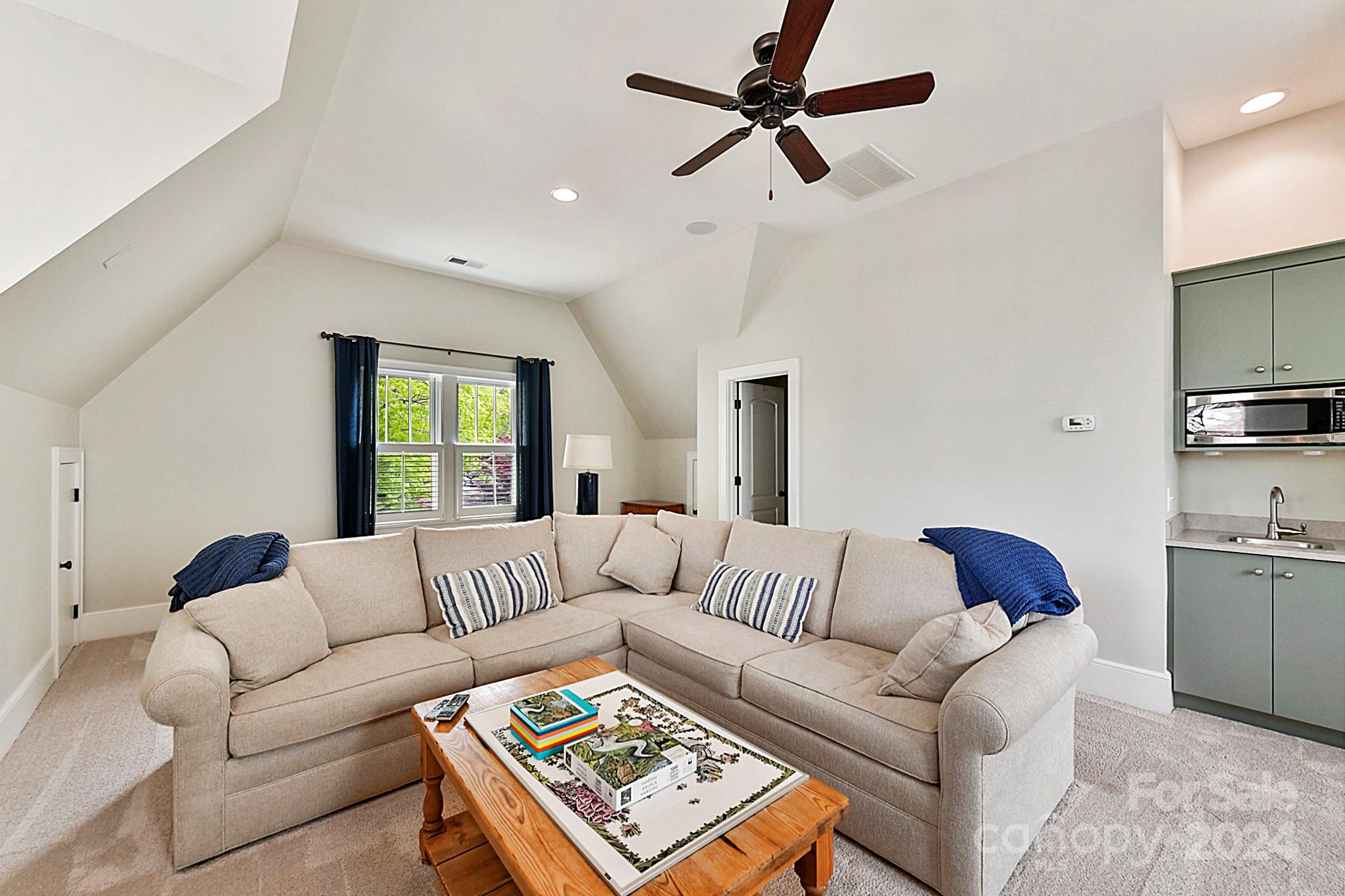 Barclay Downs - Residential