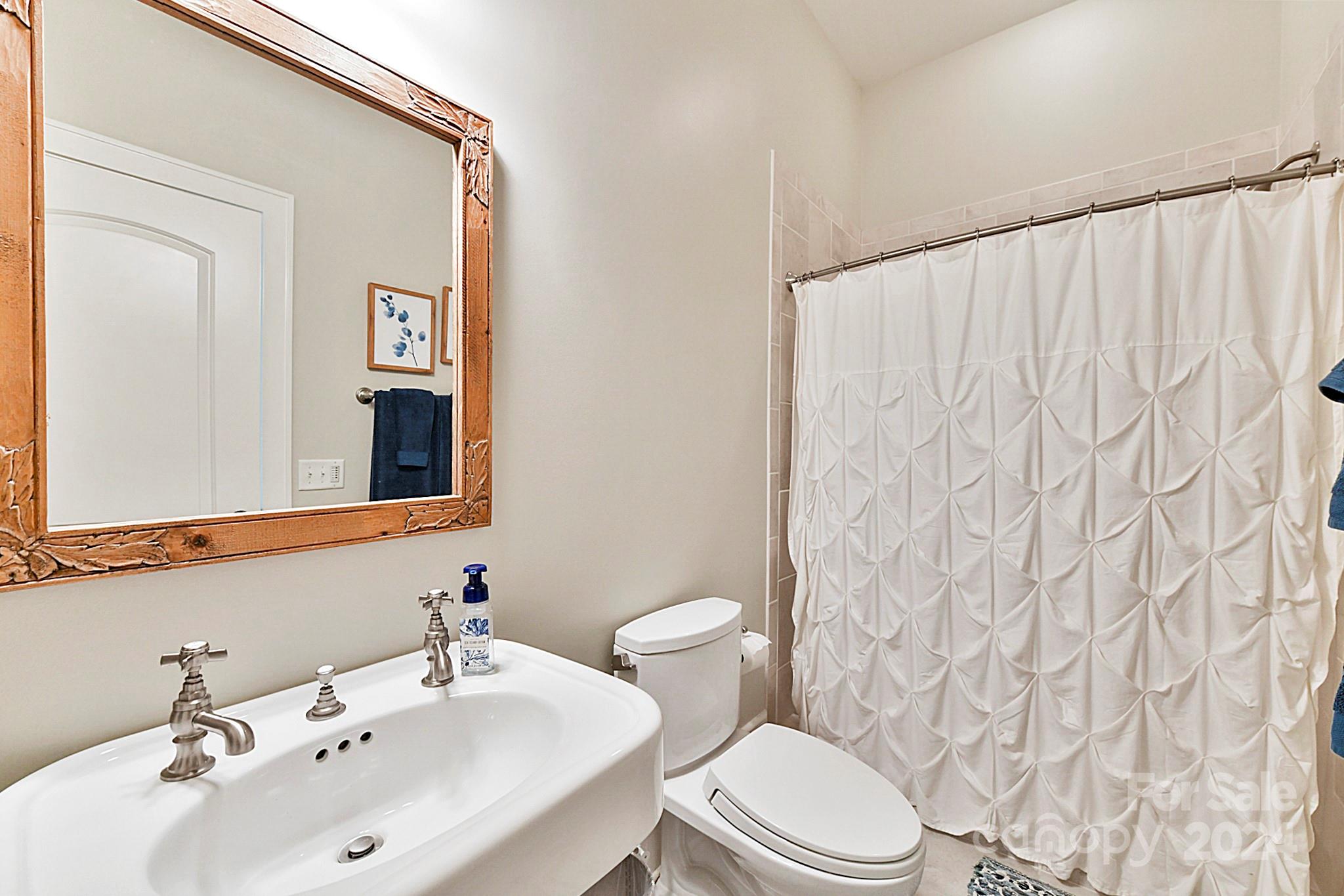 Barclay Downs - Residential