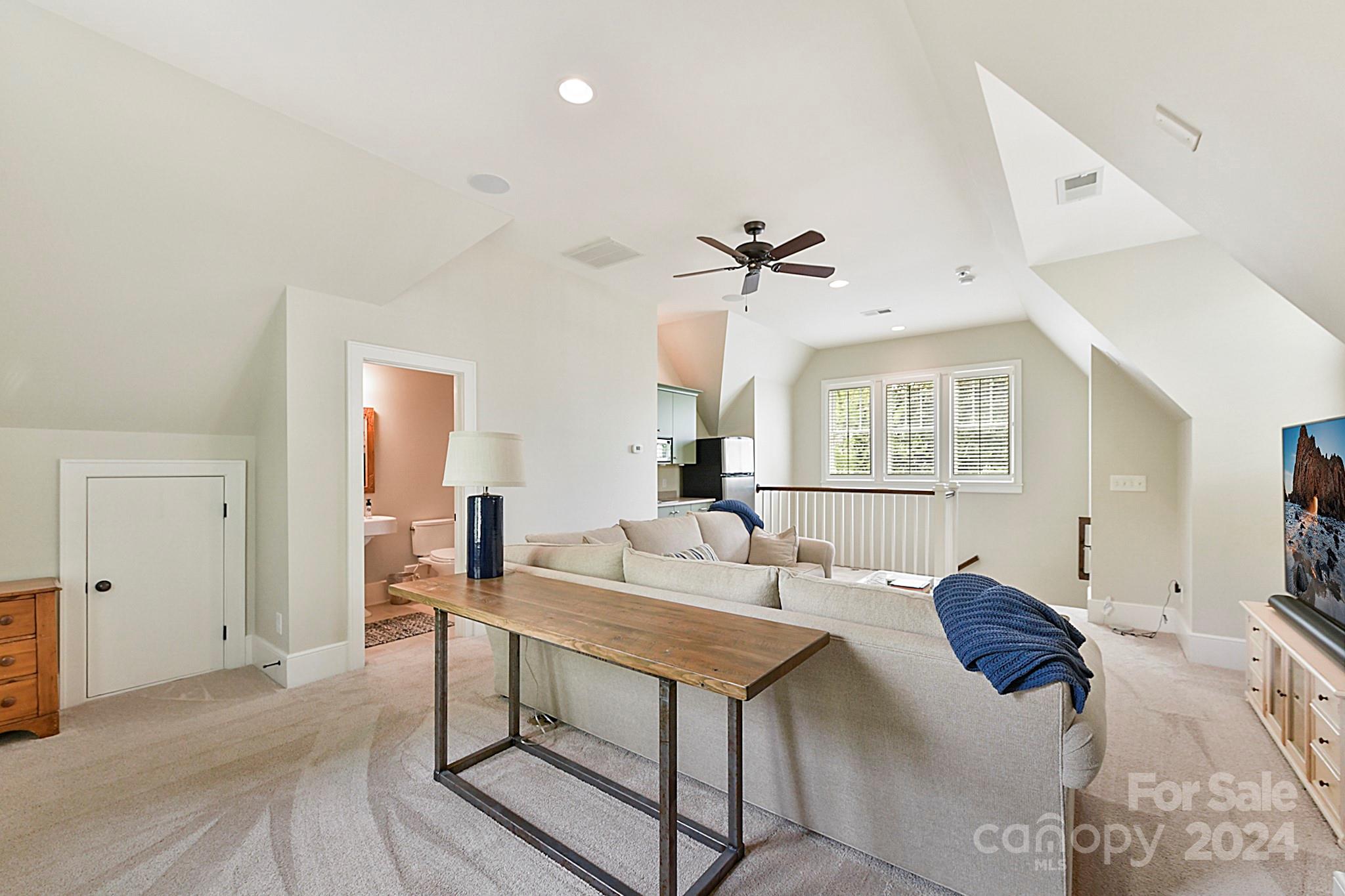 Barclay Downs - Residential