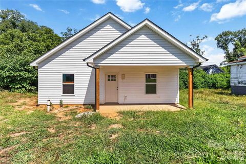 Photo of 615 Smith Street, Shelby, NC 28150 (MLS # 4406914)