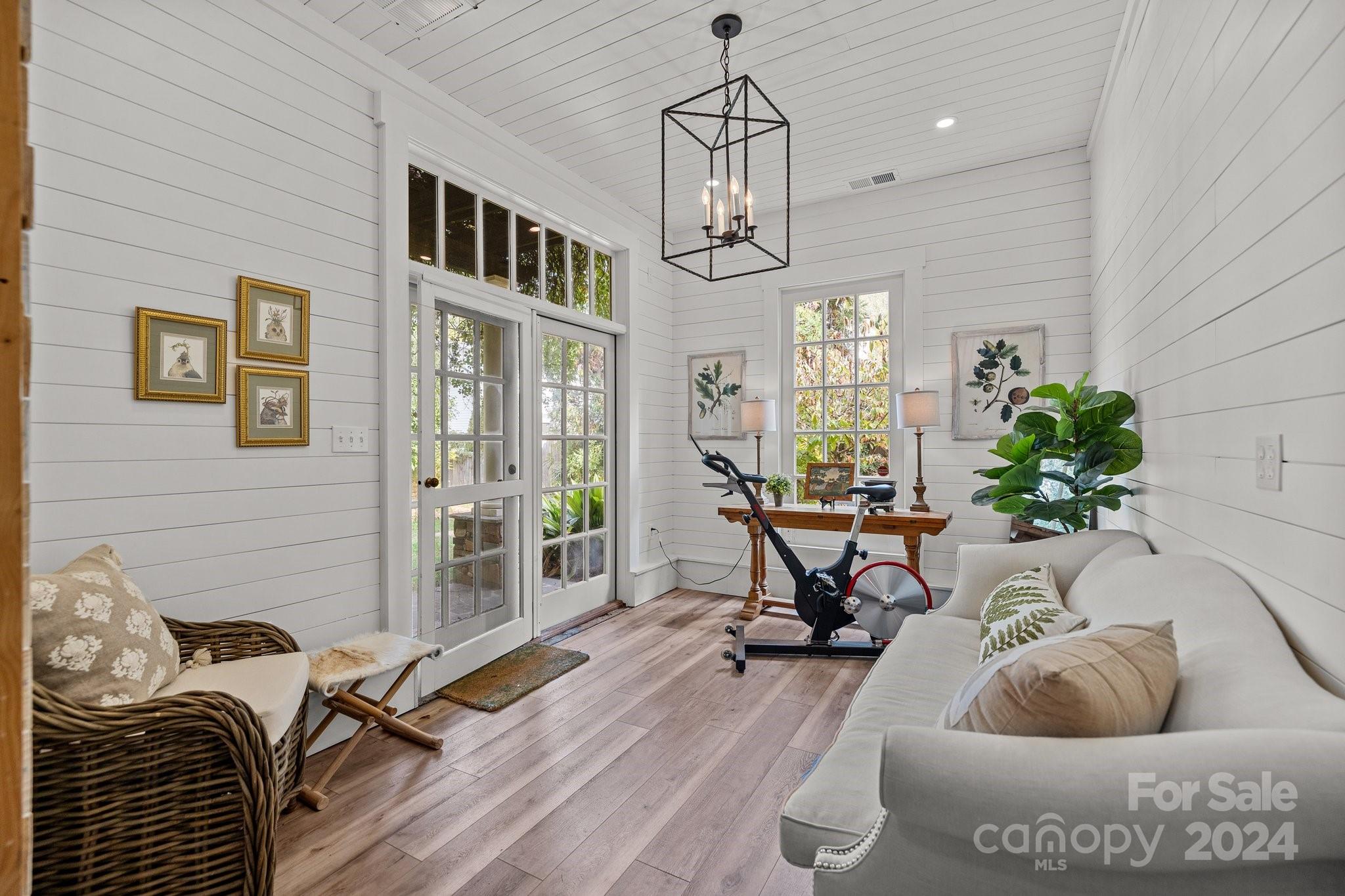 Myers Park - Residential