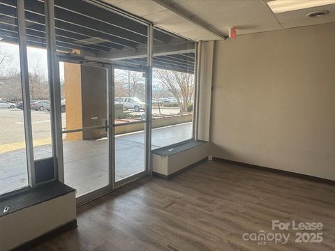 46 Westgate Parkway Asheville NC 28806