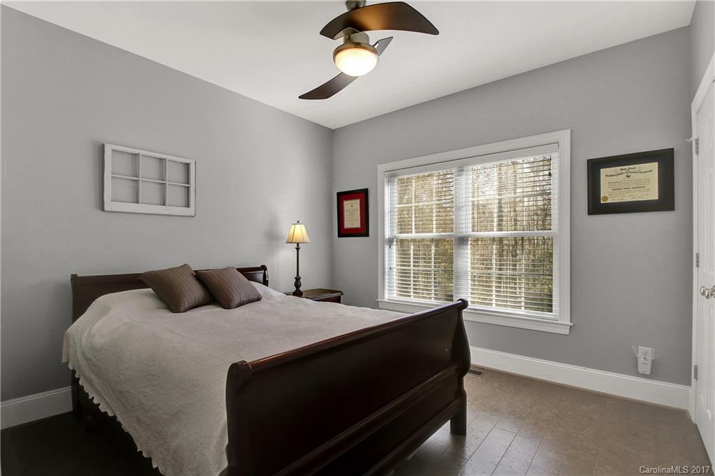 Vanderlakes - Residential