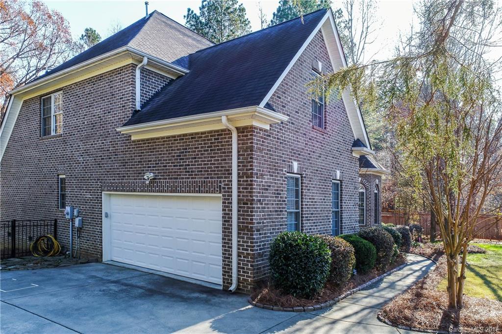 Vanderlakes - Residential