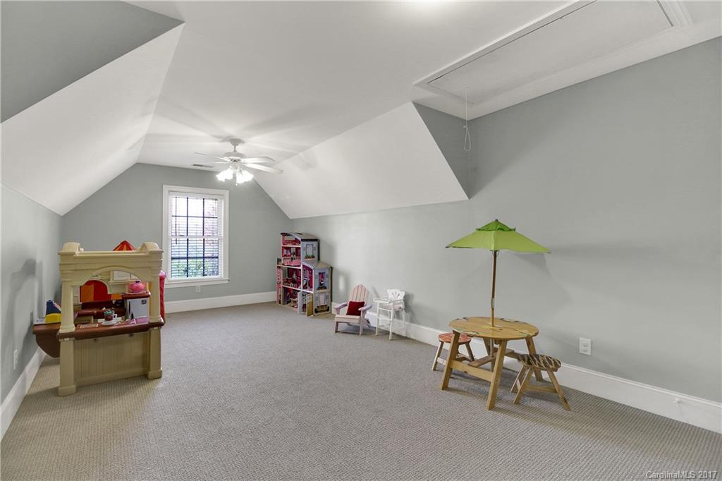 Vanderlakes - Residential