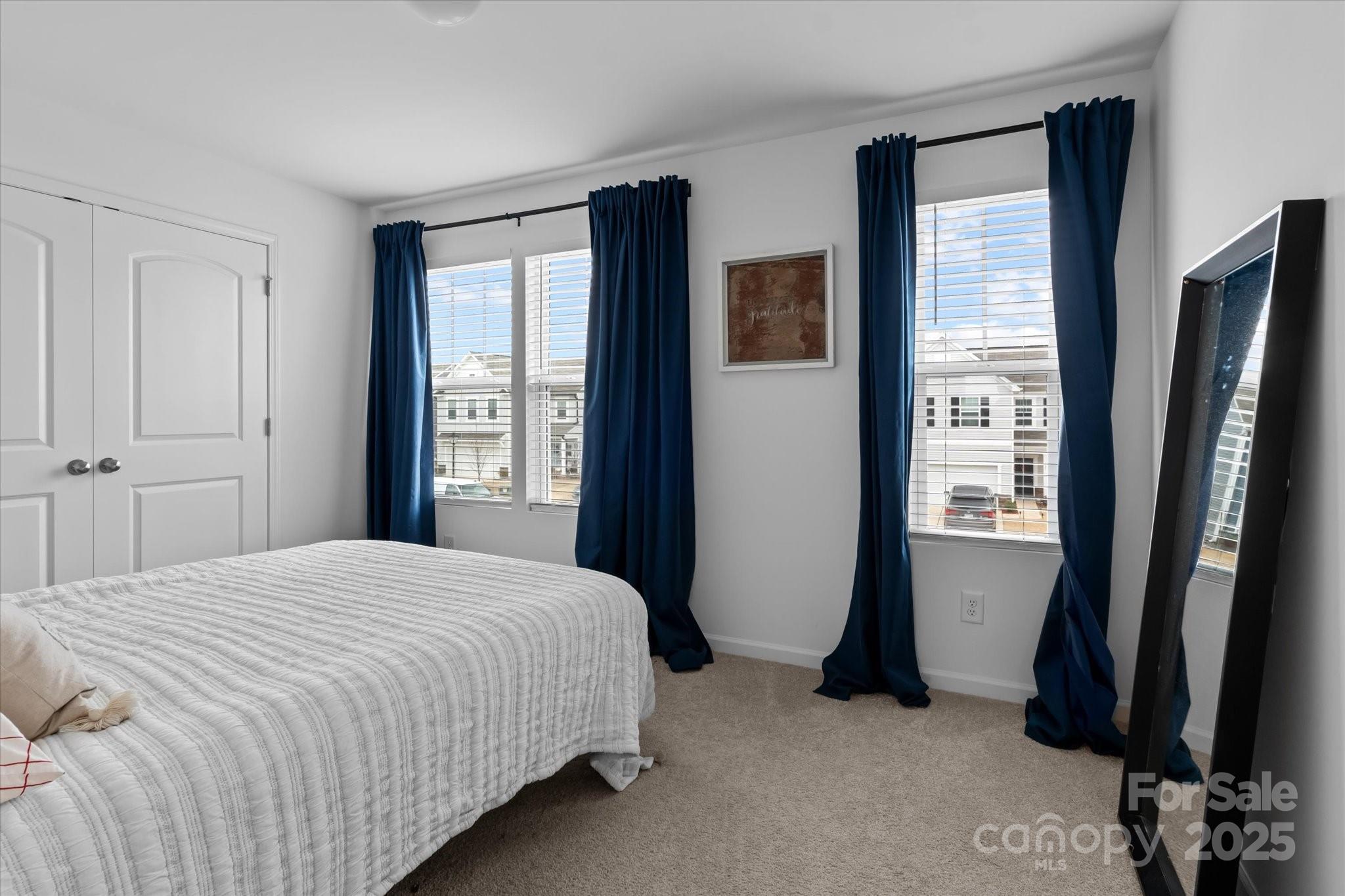 Hidden Lakes - Residential