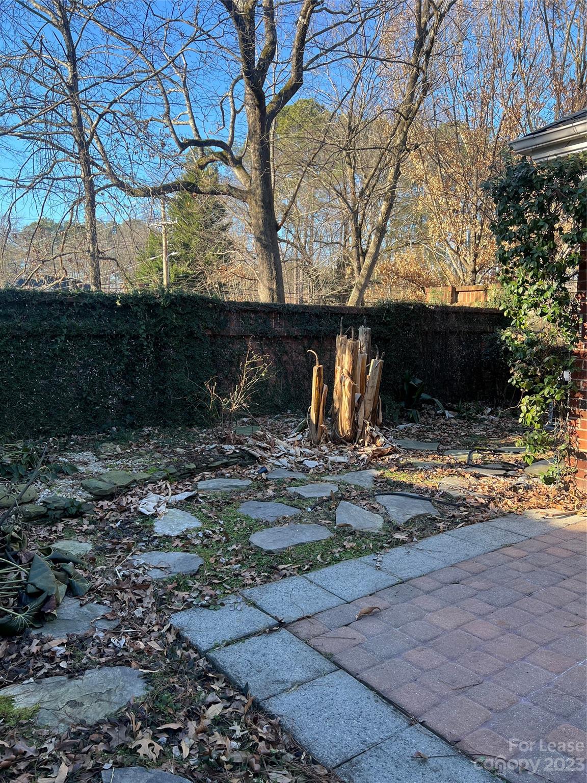 South Hill - Residential Lease