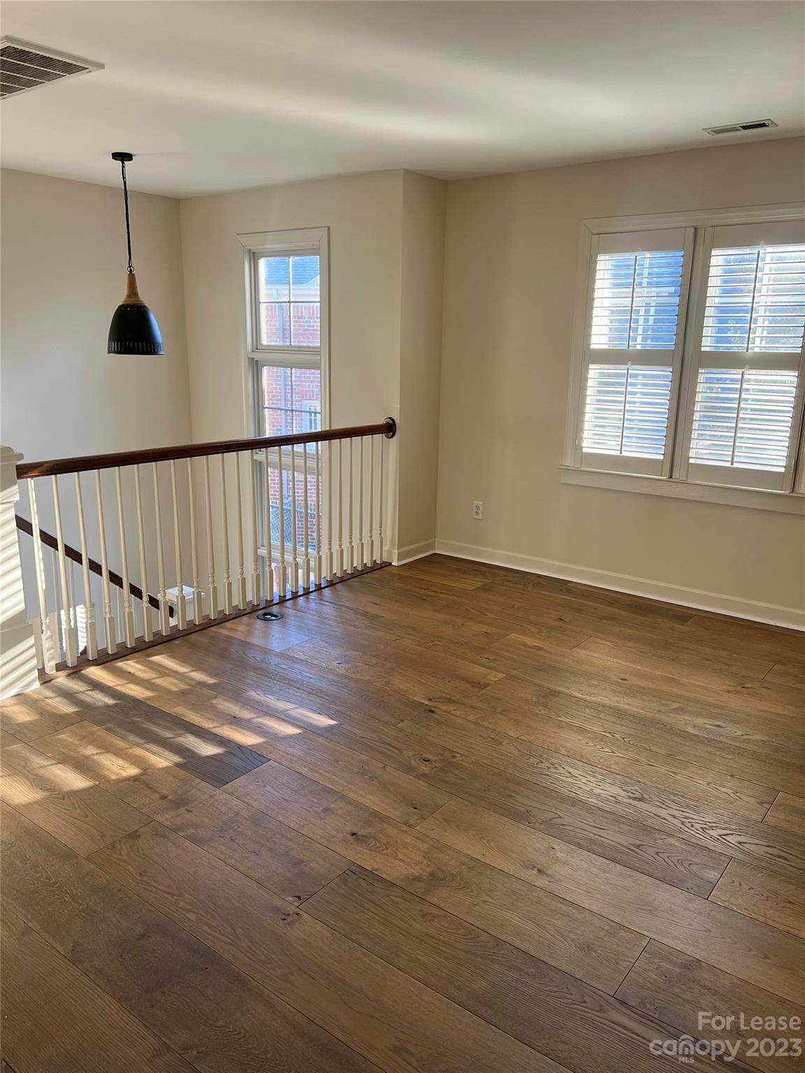 South Hill - Residential Lease