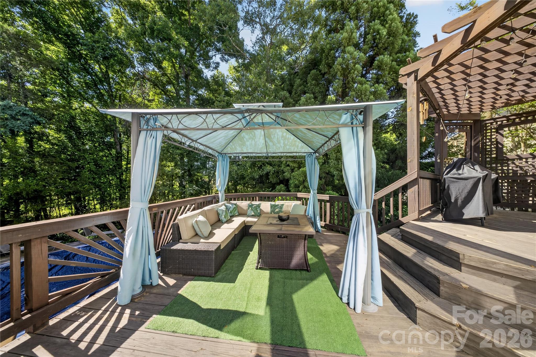 Lexington - Residential