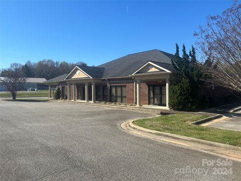 416 S Main Street Boiling Springs NC 28150