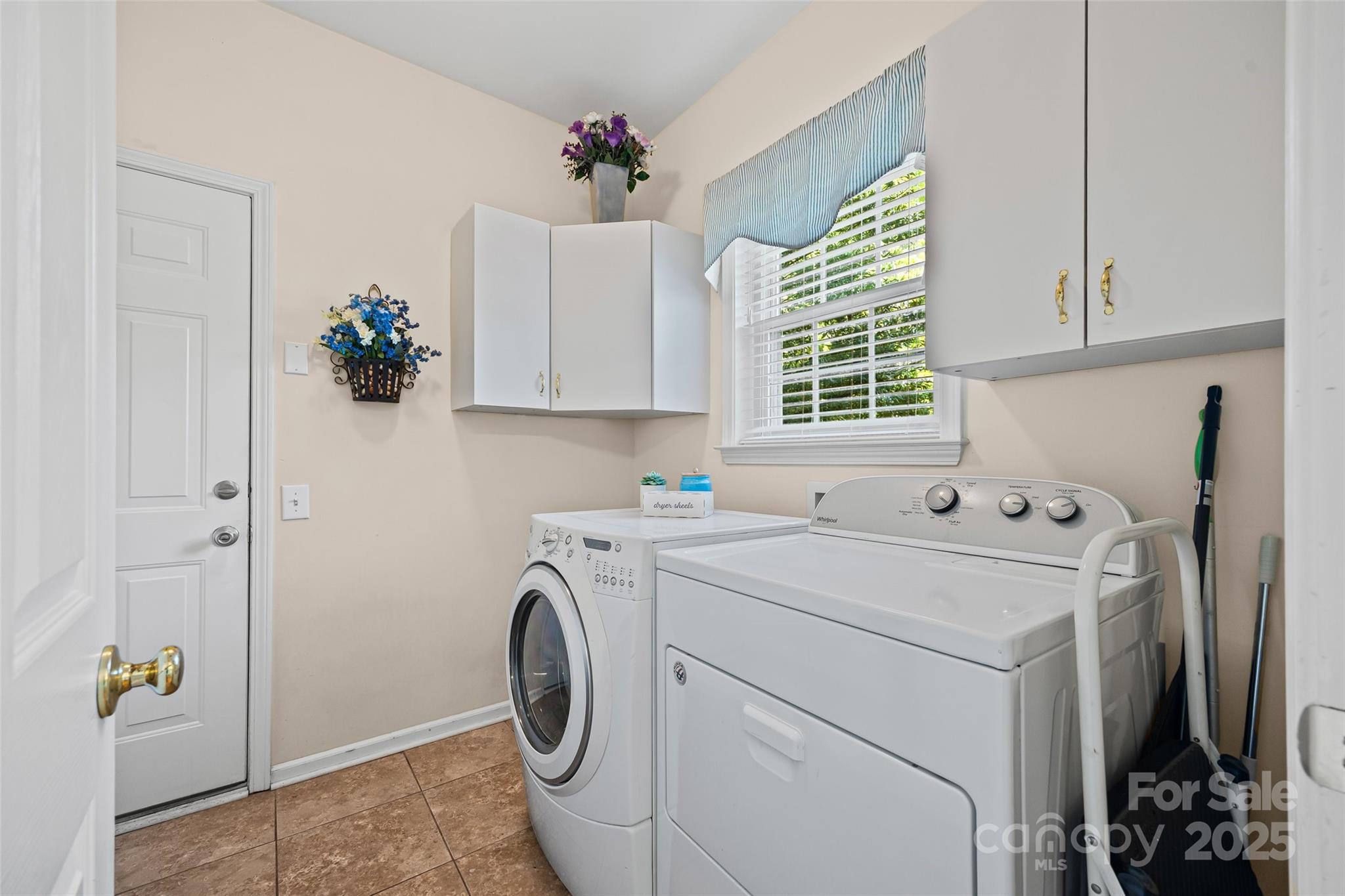 Rocky River Crossing - Residential