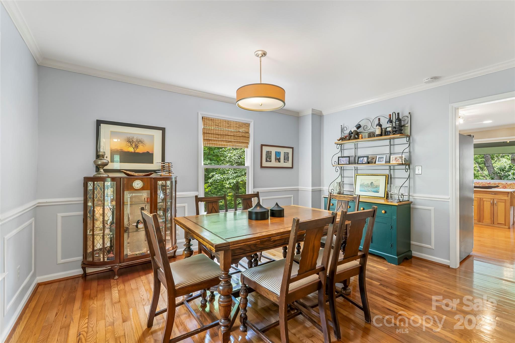 23 Forest Edge Drive