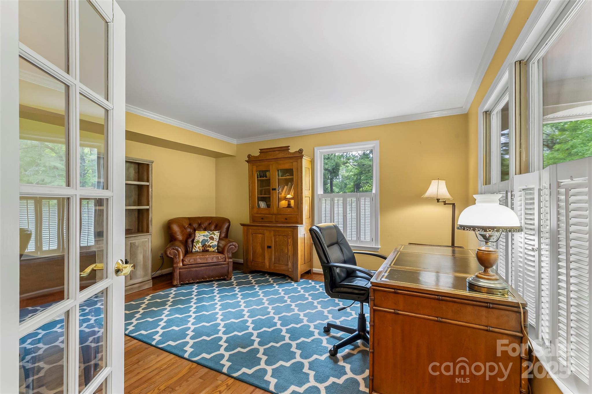 23 Forest Edge Drive