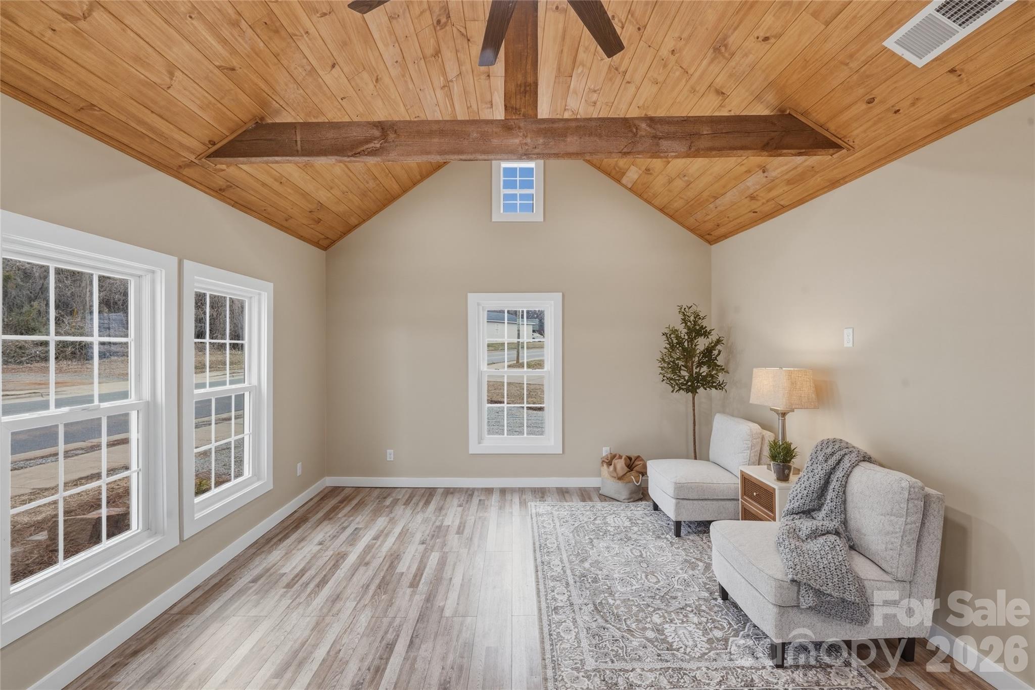 522 W Mclelland Avenue