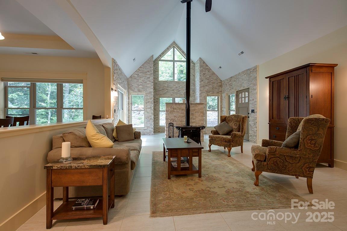 829 Kelly Mountain Road