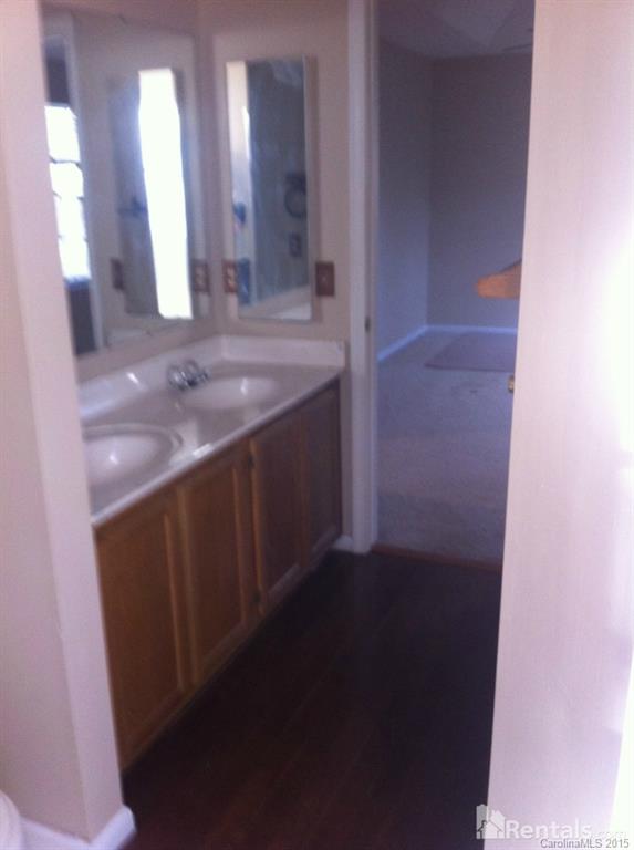 Steel Oaks - Residential Lease