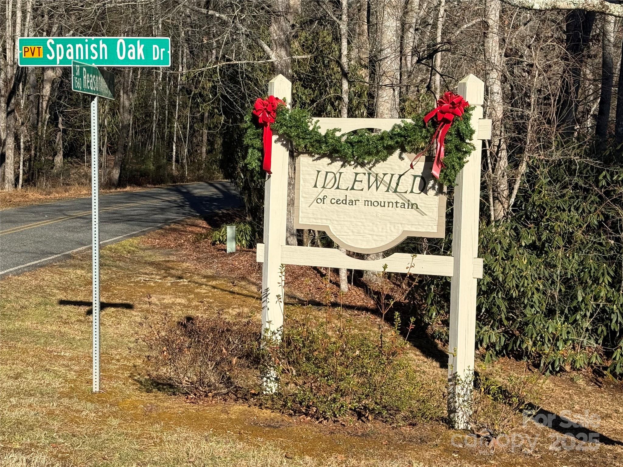 V/L Spanish Oak Drive 9