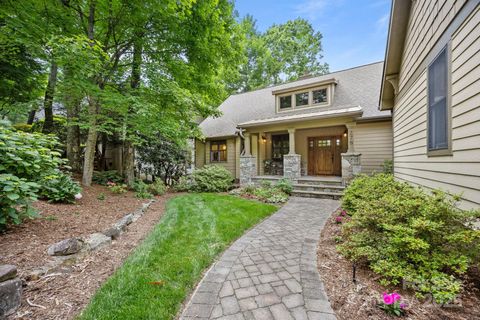 278 High Road Overlook Hendersonville NC 28739