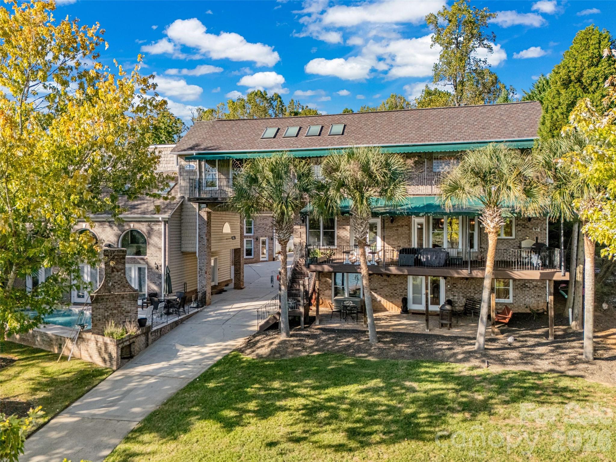 Riverfront - Residential