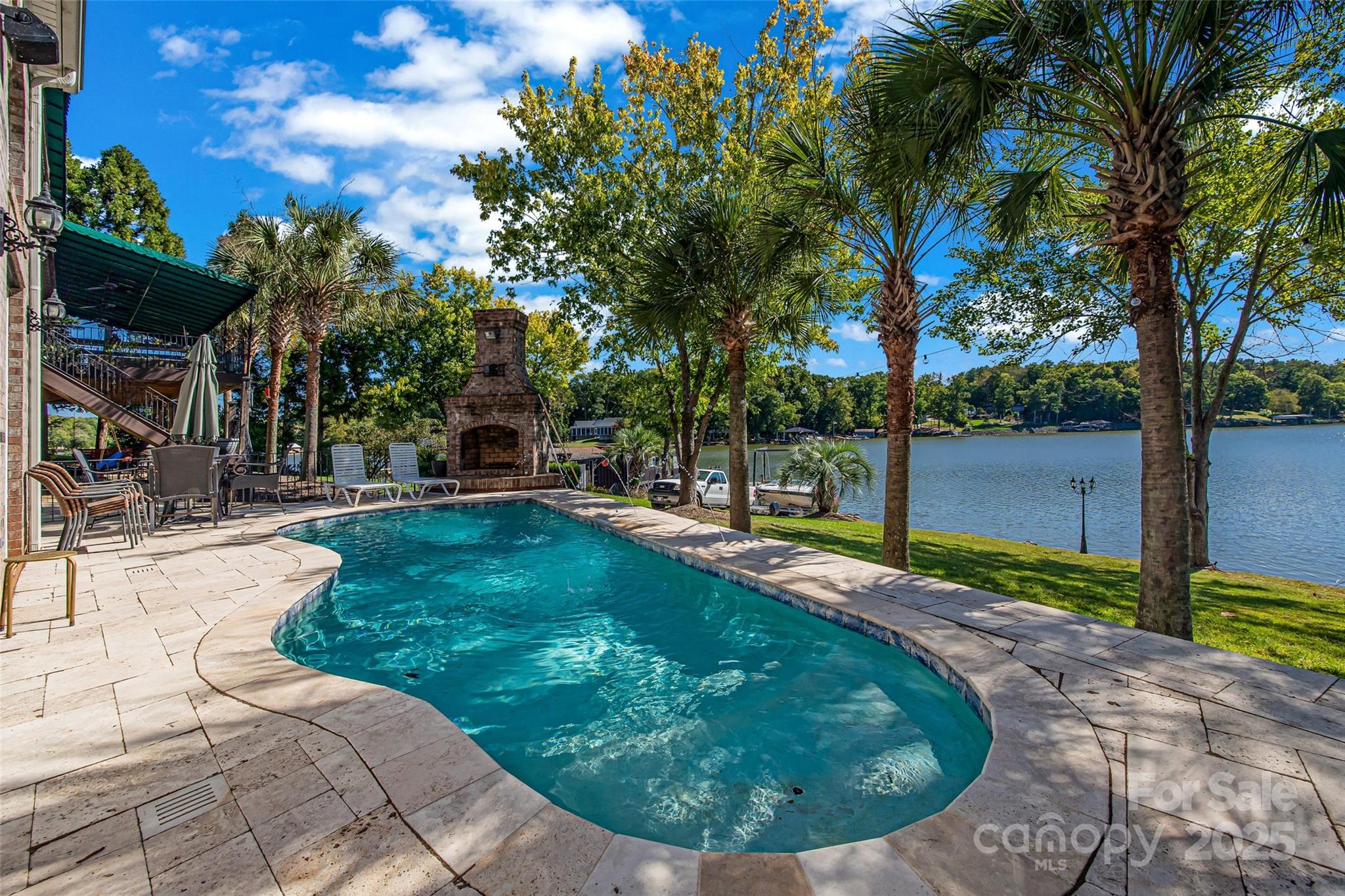 Riverfront - Residential