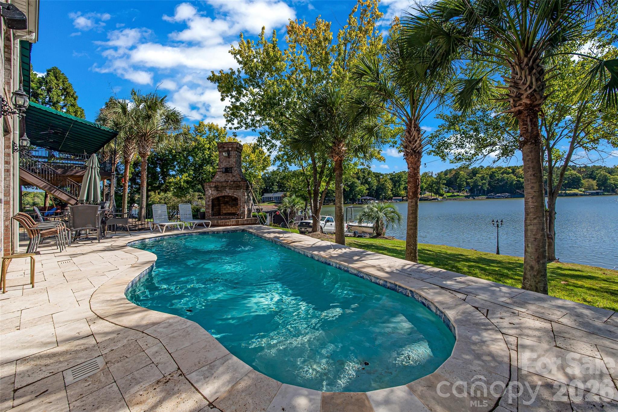 Riverfront - Residential