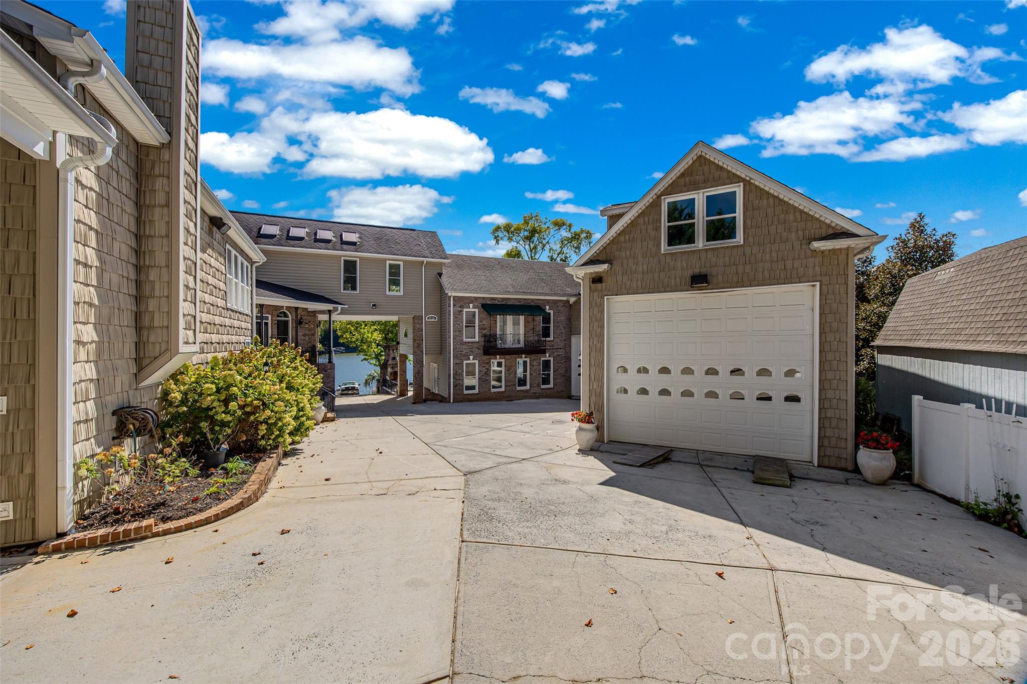 Riverfront - Residential