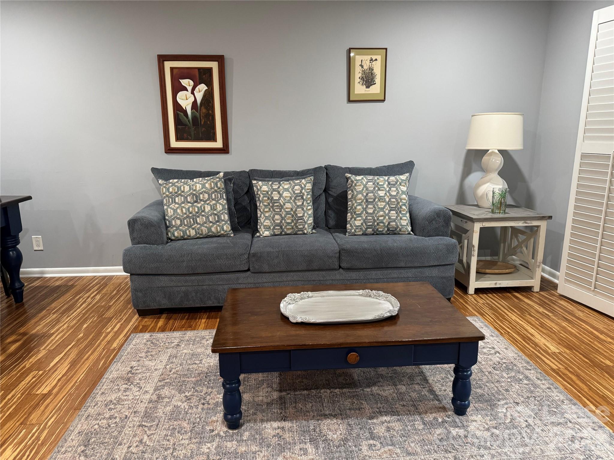 1323 Queens Road 303