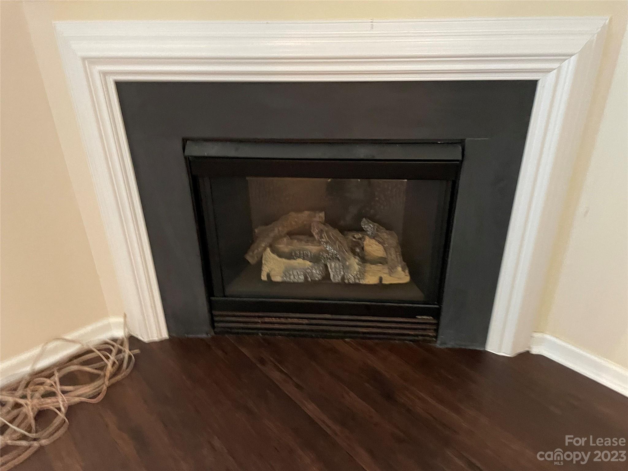 Falcon Ridge - Residential Lease