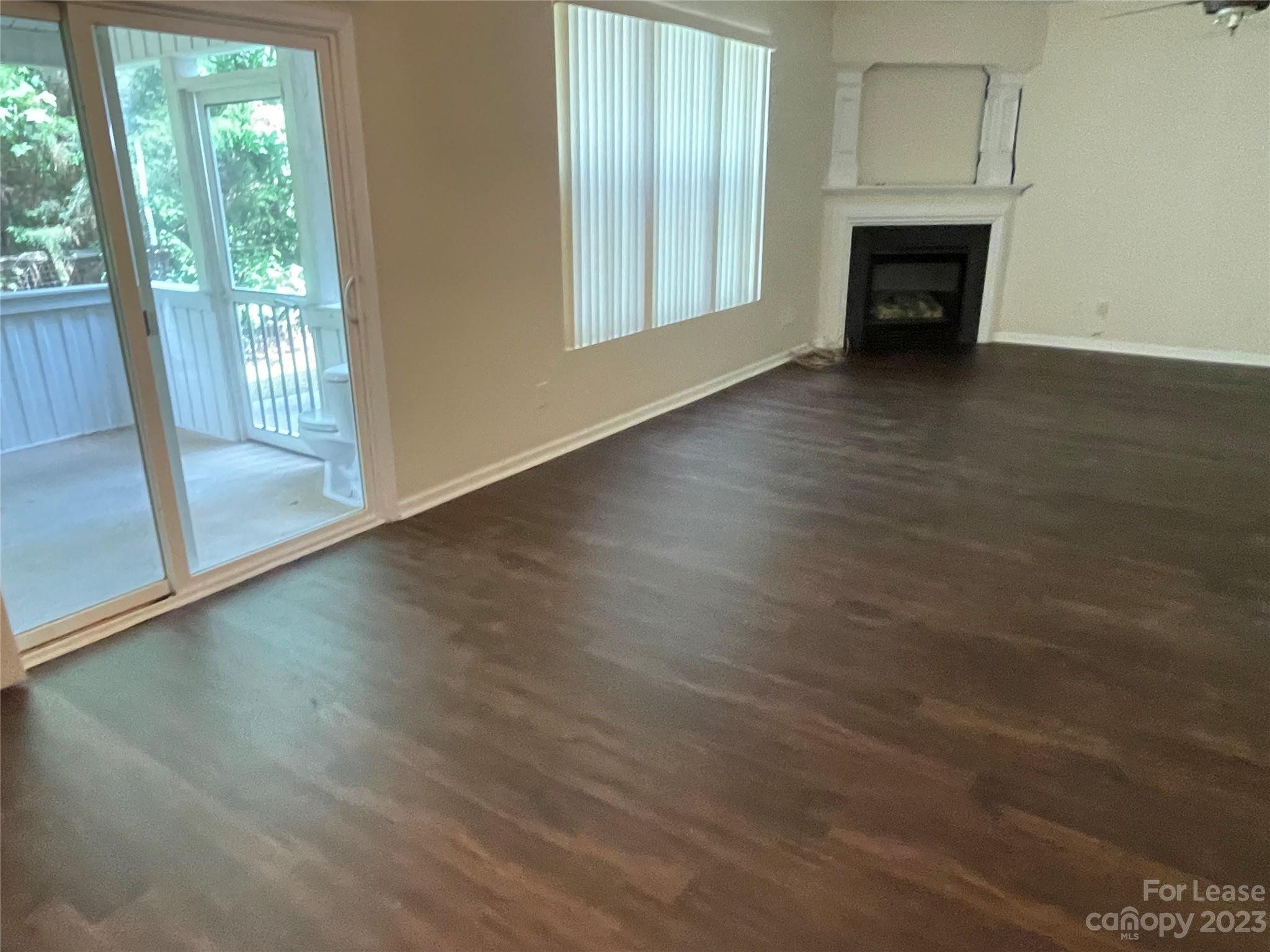 Falcon Ridge - Residential Lease