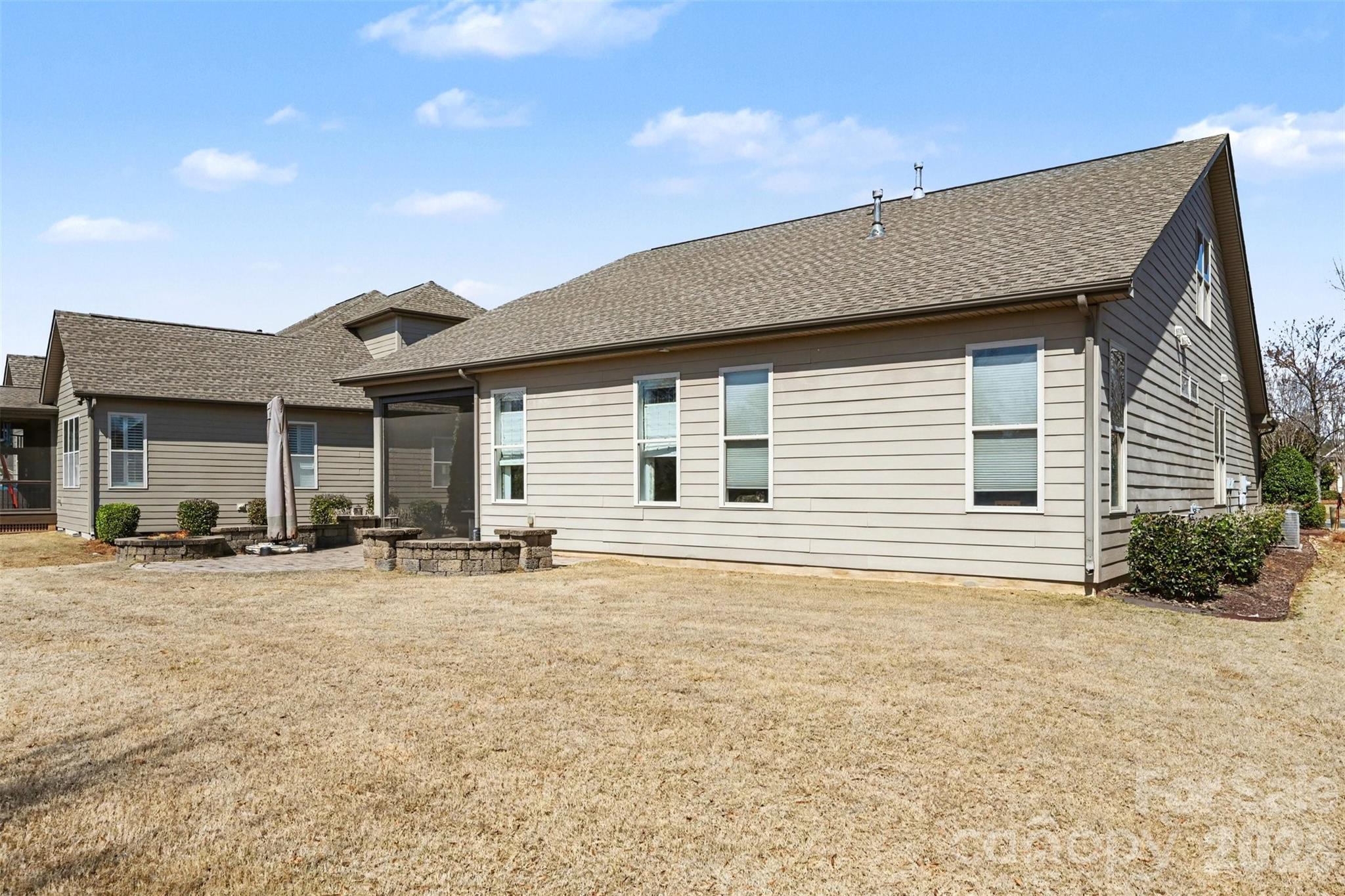 Regency at Palisades - Residential