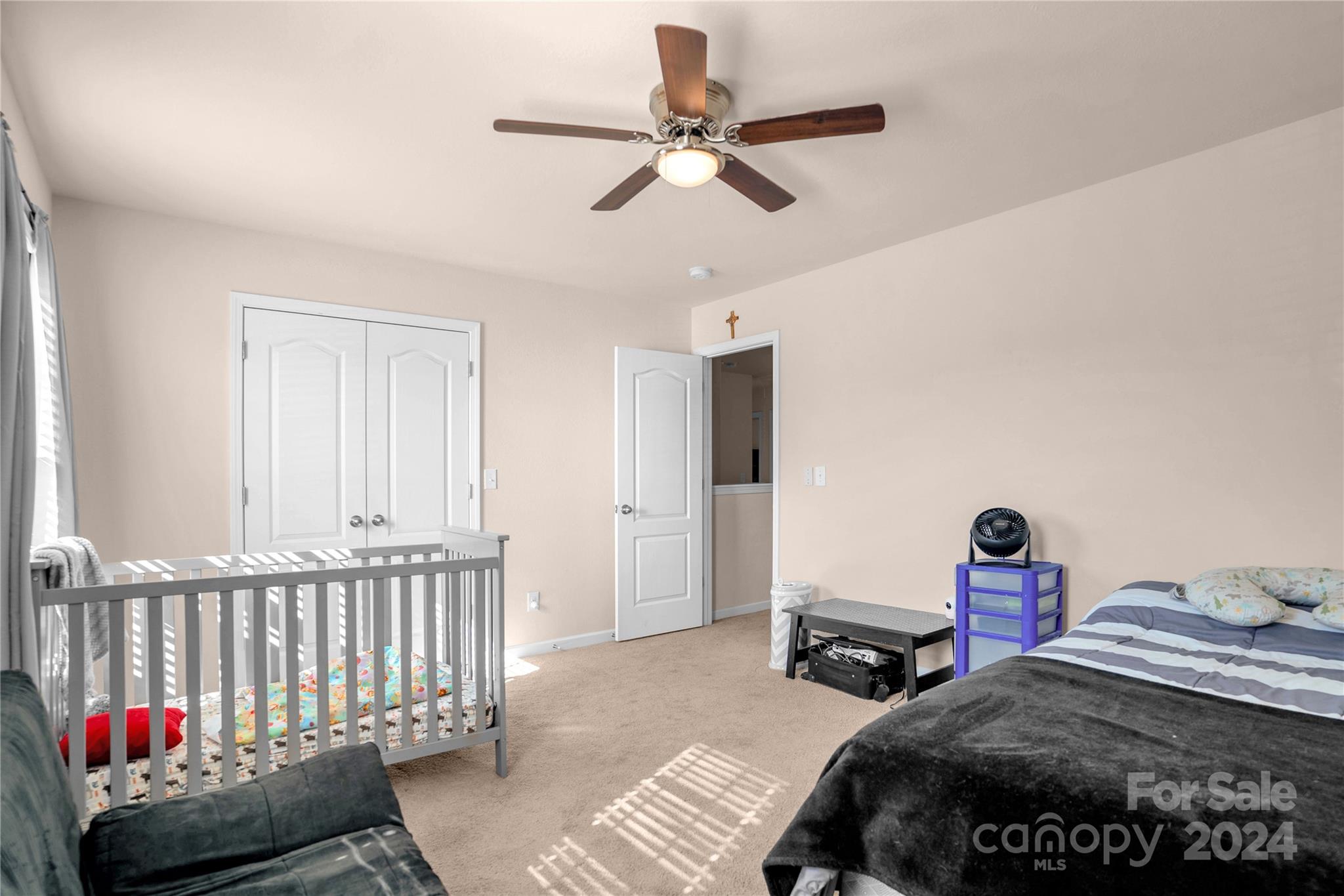 Woodside at Mountain View - Residential