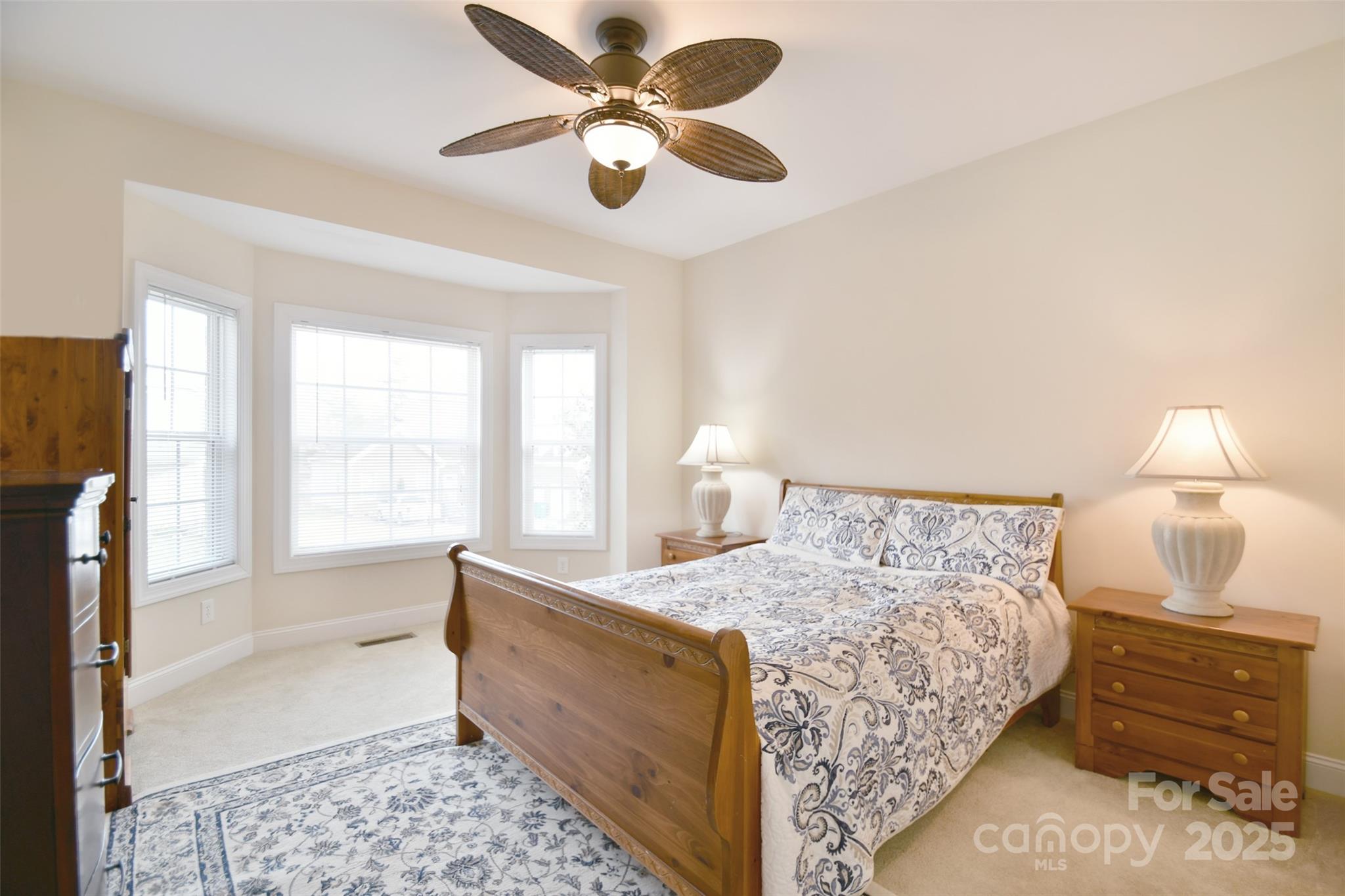 Locust Valley - Residential