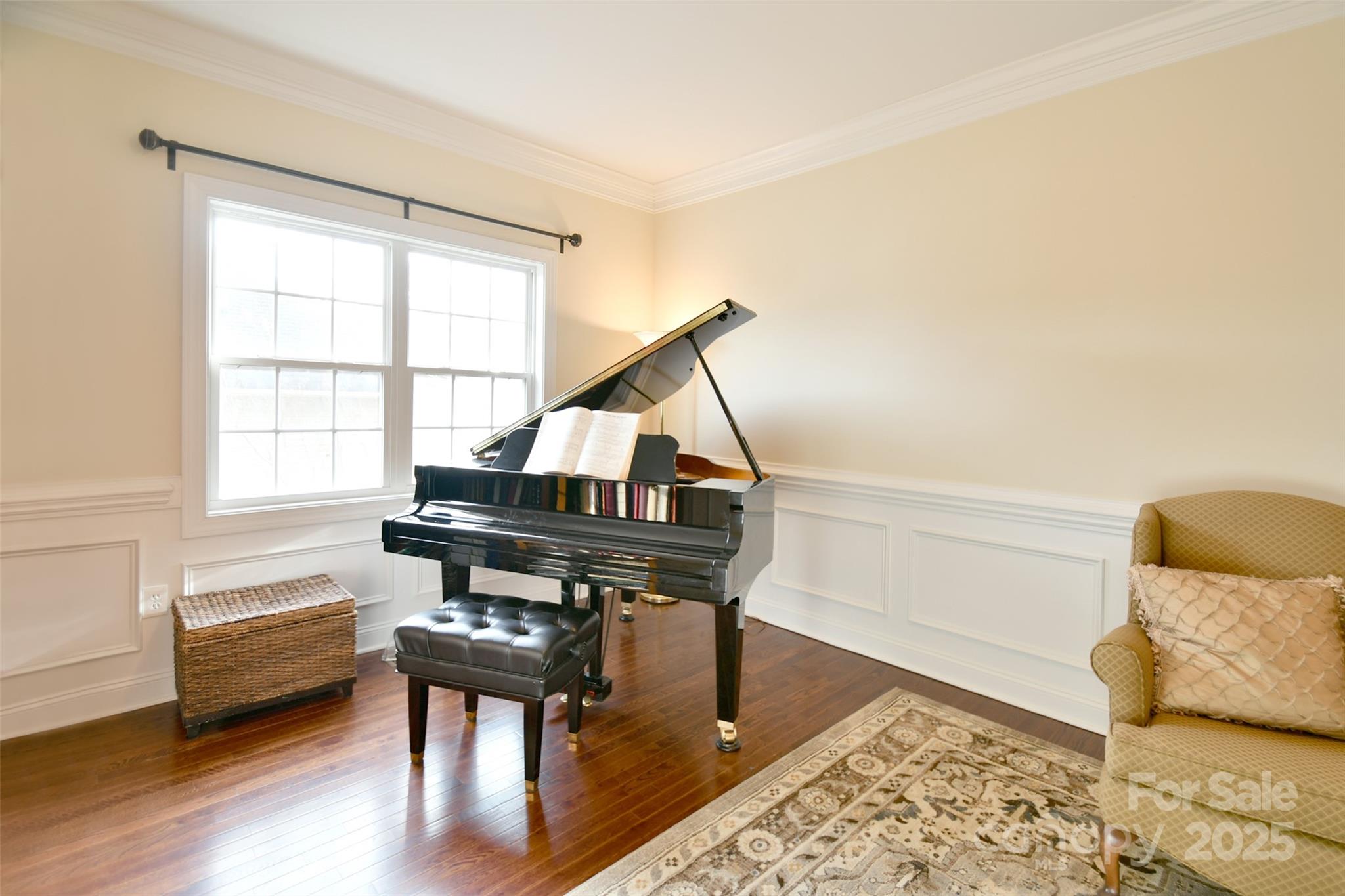 Locust Valley - Residential