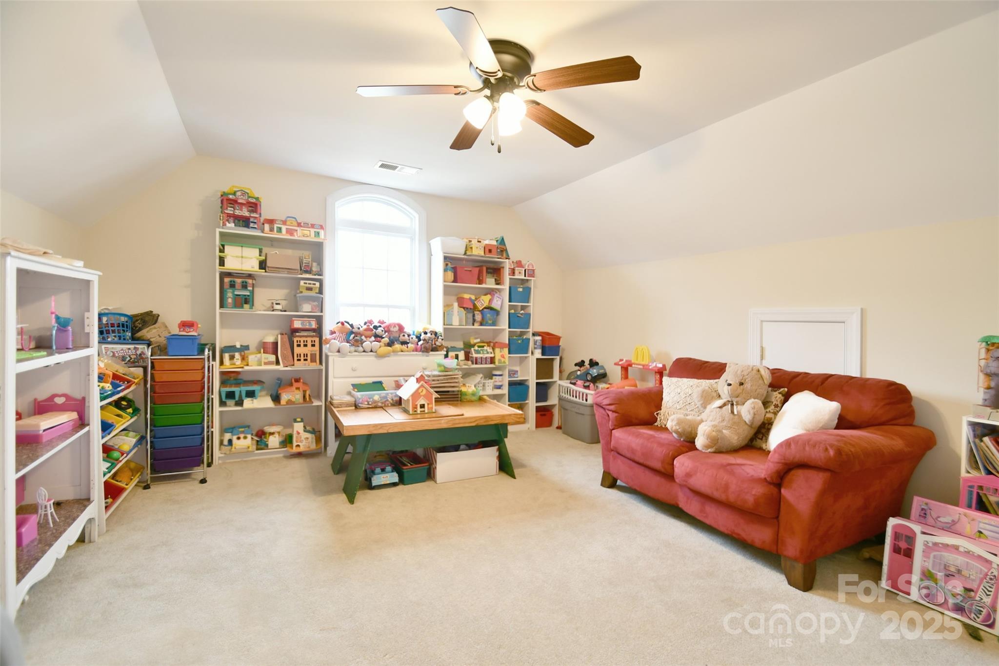 Locust Valley - Residential