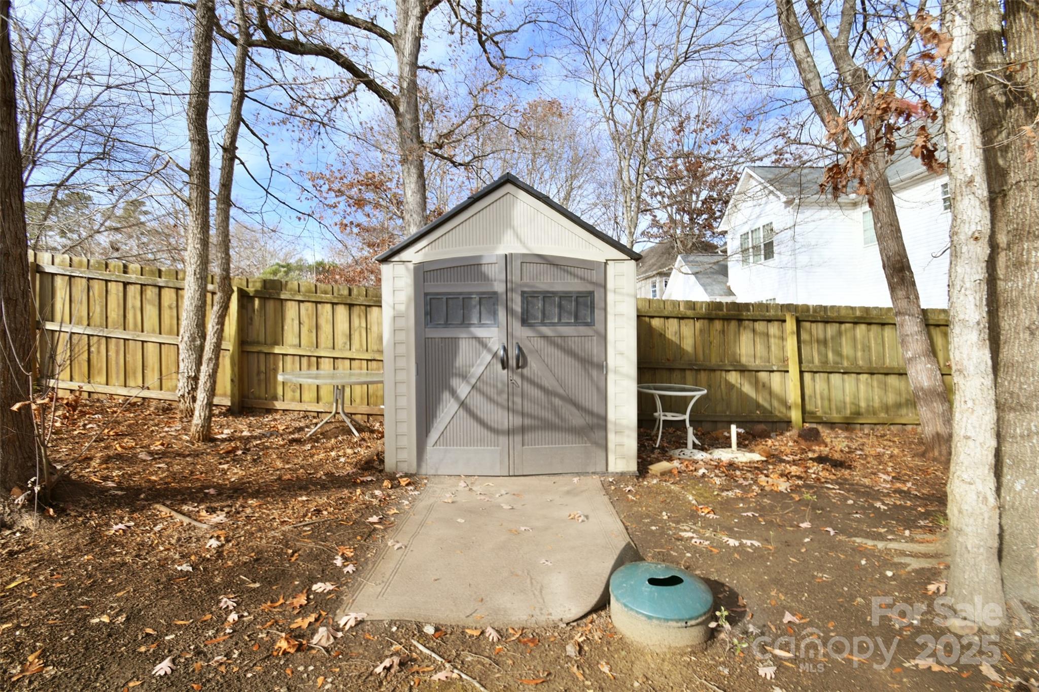 Locust Valley - Residential