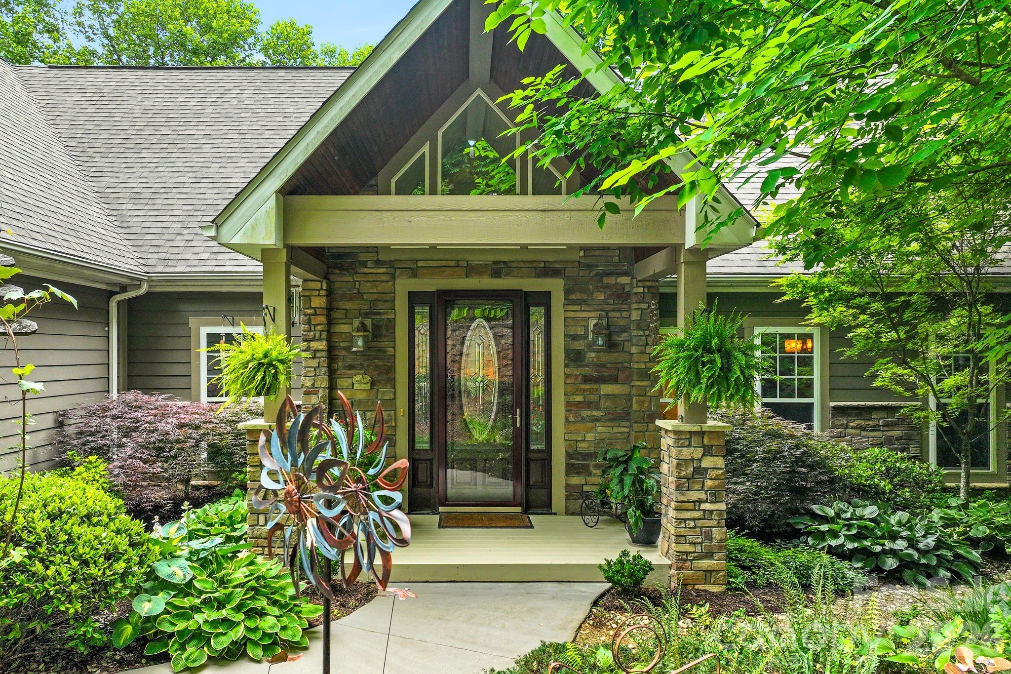 522 Silver Hawk Lane