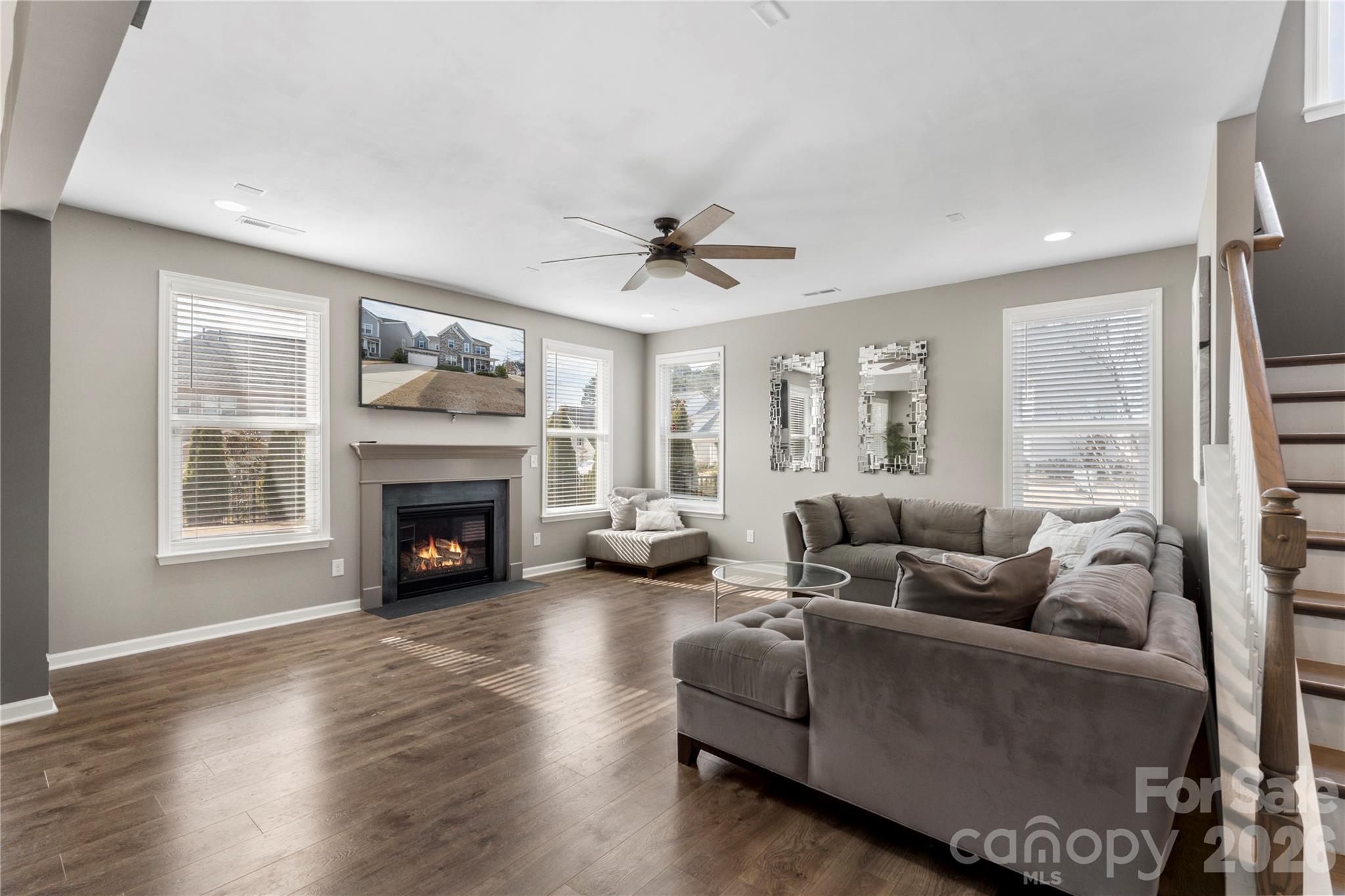 The Palisades - Residential