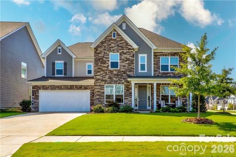 Photo of 16504 Turtle Grove Terrace, Charlotte, NC 28278 (MLS # 4340701)