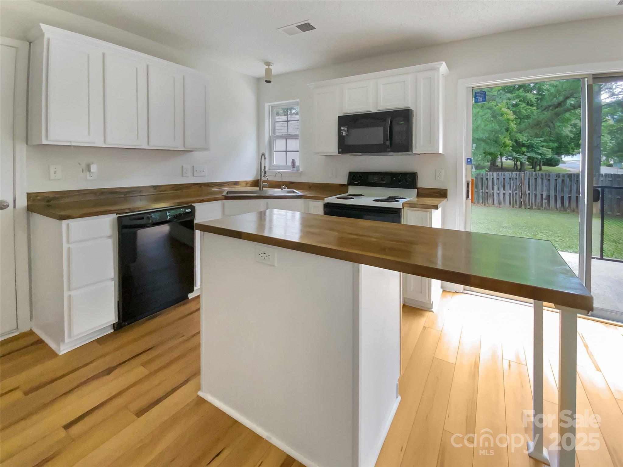 Stone Hollow - Residential