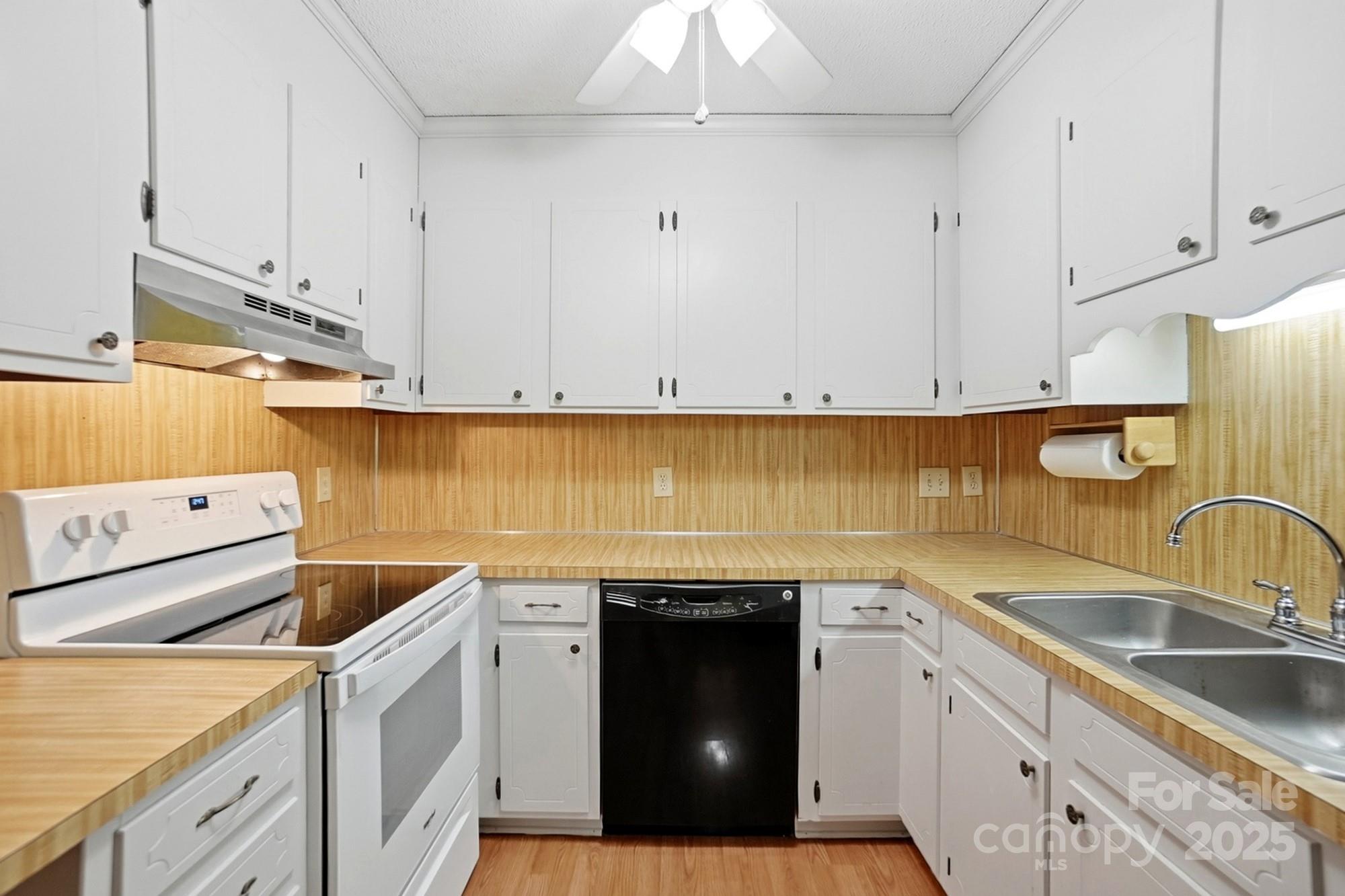 Ashebrook Villas - Residential