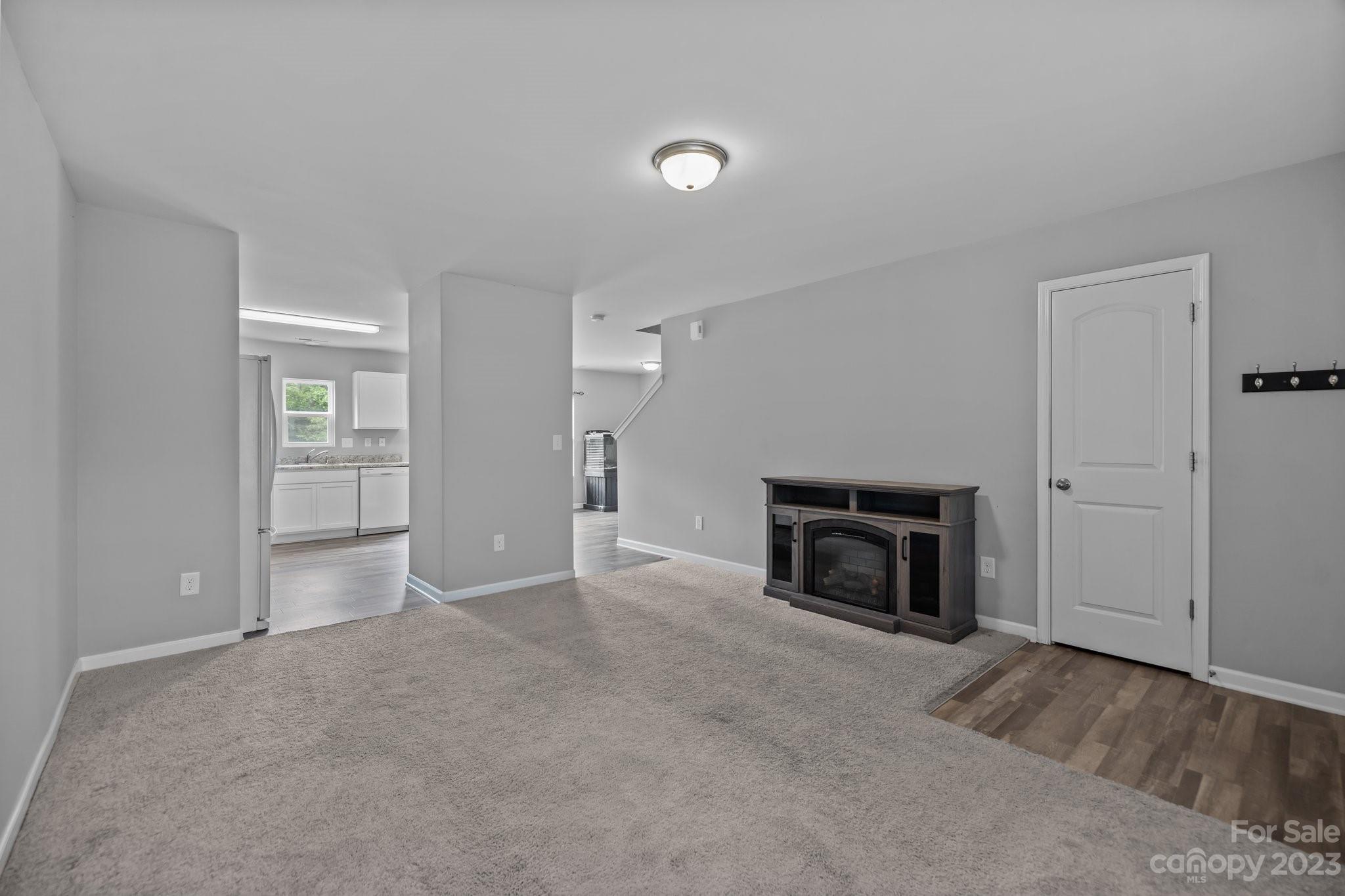 Pinnacles At Unity Grove - Residential