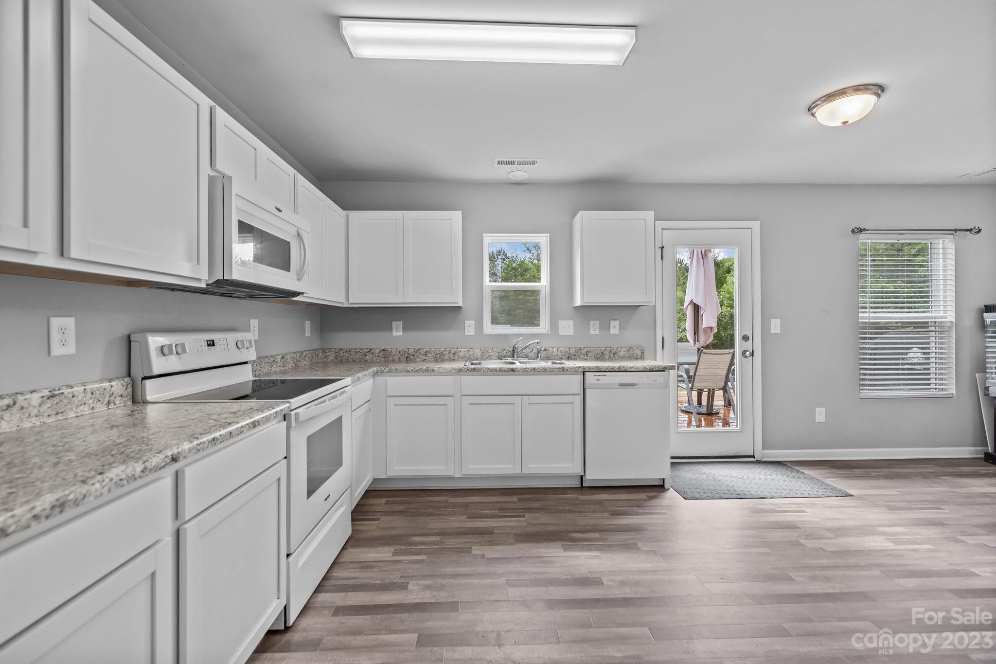 Pinnacles At Unity Grove - Residential