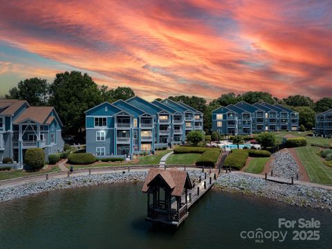 1018 Southwest Drive SW 18 Davidson NC 28036