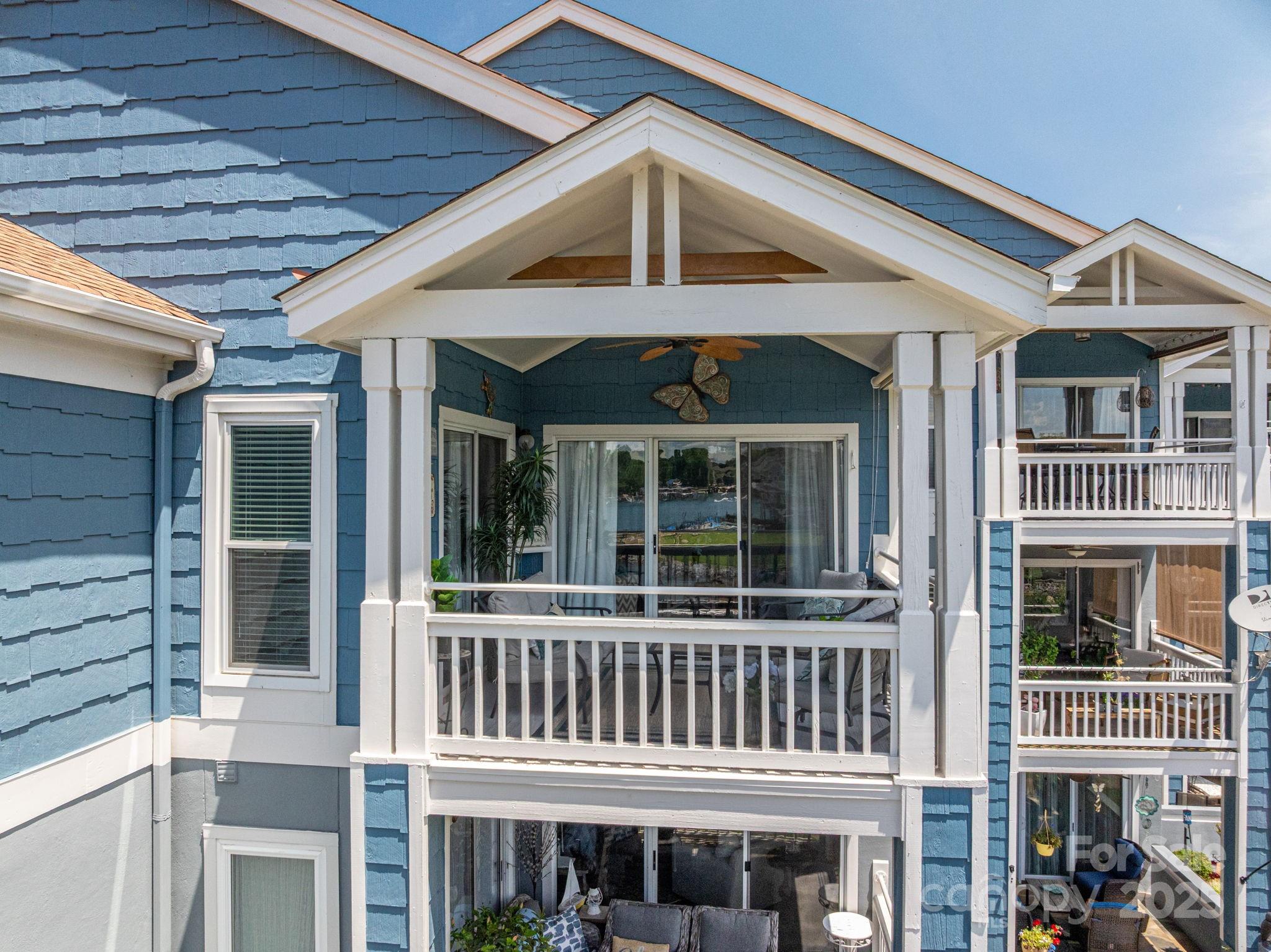 1018 Southwest Drive SW 18